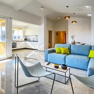 Macuka- New And Luxury, Near Beach Apartament